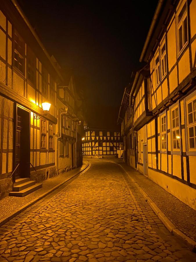 クヴェードリンブルクRedlinburg Iアパートメント エクステリア 写真
